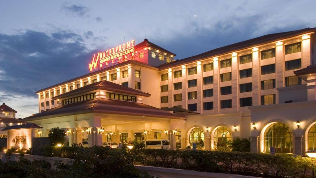Waterfront Airport Hotel and Casino Mactan